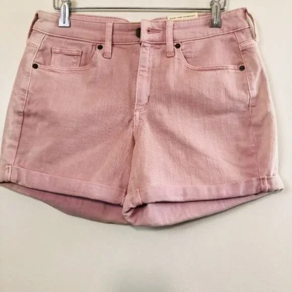 Sold NWT Universal Thread Pink Midi- Fitted Hip Shorts- Size 6 - Picture 2 of 8